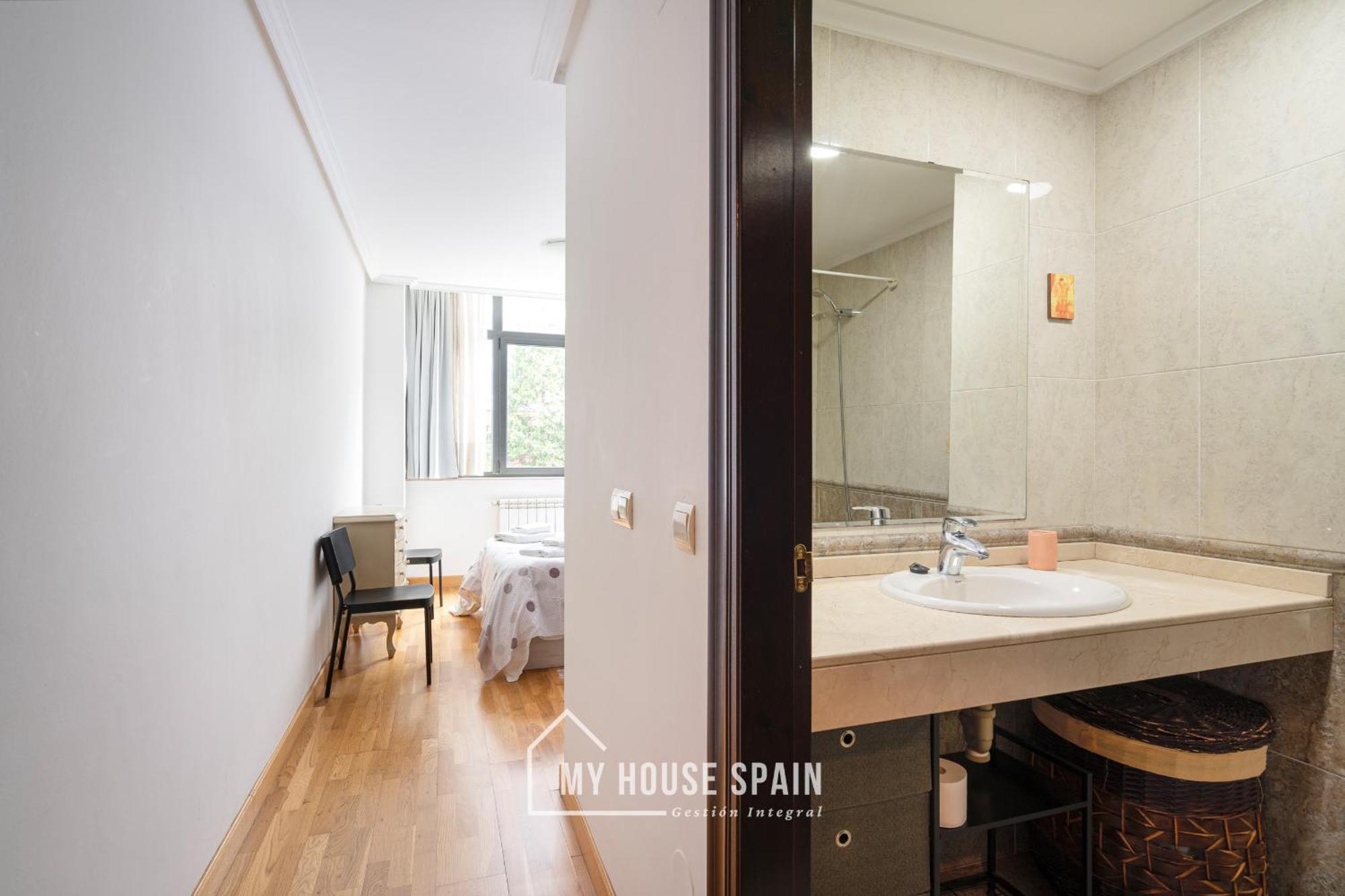 Myhousespain - Bibio Apartamento Junto A Playa Хихон Екстериор снимка